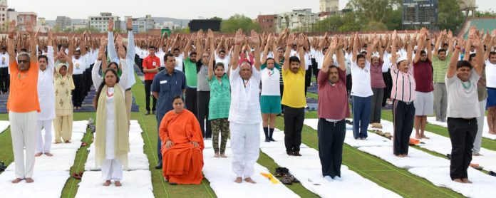 Vasundhara Raje participates in Yoga Celebrations